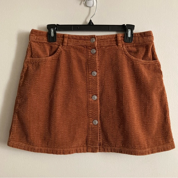 ZARA corduroy mini skirt size large - Picture 10 of 10